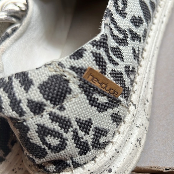 heydude Wendy Cheetah Grey - Picture 3 of 7
